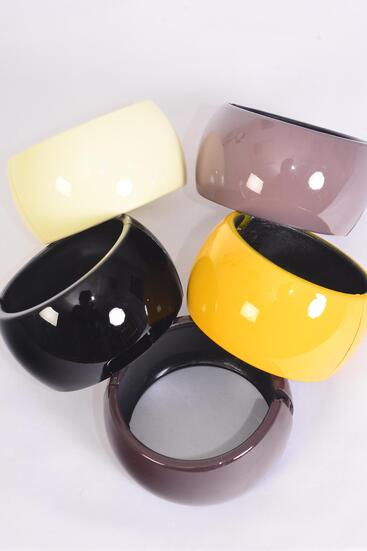 Bracelet Bangle Acrylic Wide Hinge Fall Neutral Color Mix / 12 pcs = Dozen Neutral , Hinge , Size - 2.75" x 1.75" Dia Wide , 3 Black , 3 Dark Brown , 2 Yellow , 2 Beige , 2 Tapue Mix , Hang Tag & Opp bag & UPC Code 