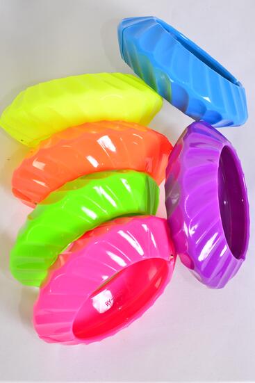 Bracelet Bangle Hinge Acrylic Ridged Saucer Neon Color Asst / 12 pcs = Dozen Hinge , Size-2.75"x 1.25"  Dia Wide , 2 of each Color Asst , Hang tag & OPP bag & UPC Code