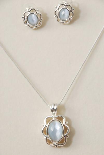 Necklace Sets Snake Chain Cat-eye Oval Pendant / Sets Pendant Size - 1.25" x 0.75" Wide , 24" chain ,  Display Card & Opp Bag & UPC Code , Choose Colors                     