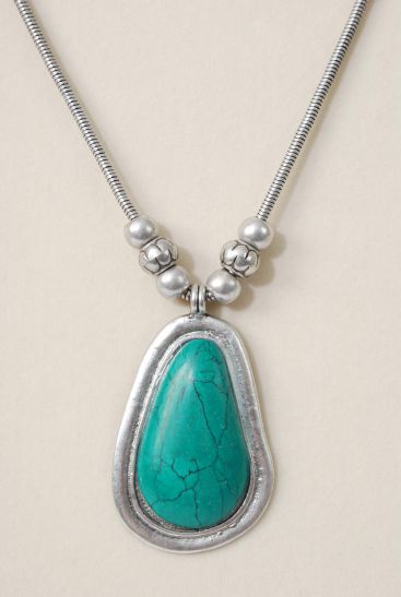 Necklace Thick Snake Chain Semiprecious Stone Pendant Green / PC Green Turquoise , Pendant Size - 2.5" x 1.75 Wide , 18" w Extension Chain , Hang Tag & OPP Bag & UPC Code 