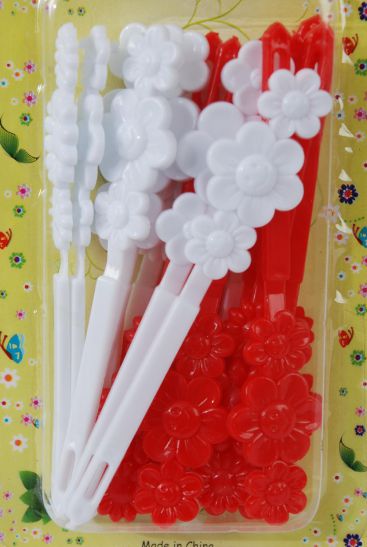 Barrettes Daisy Flowers Red White Mix / 12 card = Dozen Red White Mix , Each Card have UPC Code , 12 Card = Dozen 