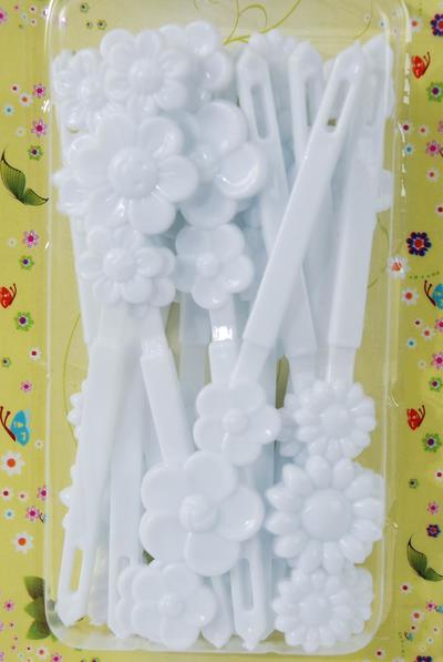Barrettes Daisy Flowers / 12 card = Dozen Choose Colors , Each Card have UPC Code , 12 Card = Dozen 