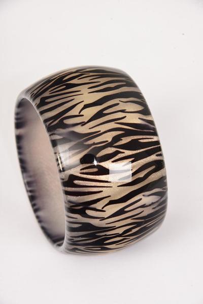 Bracelet Bangle Poly Zebra Print / PC Zebra , Size - 2.75" x 2 , OPP Bag & UPC Code
