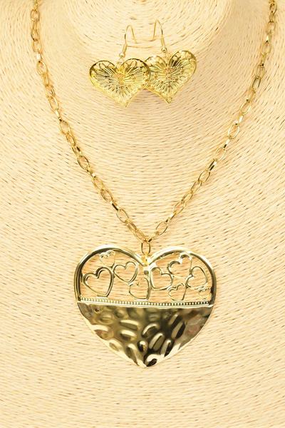 Necklace Sets Metal Heart Pendant Gold / 12 pcs = Dozen Pendant Size - 2.75" x 2.25" Wide , Chain - 30" Long , Hang tag & OPP Bag & UPC Code 